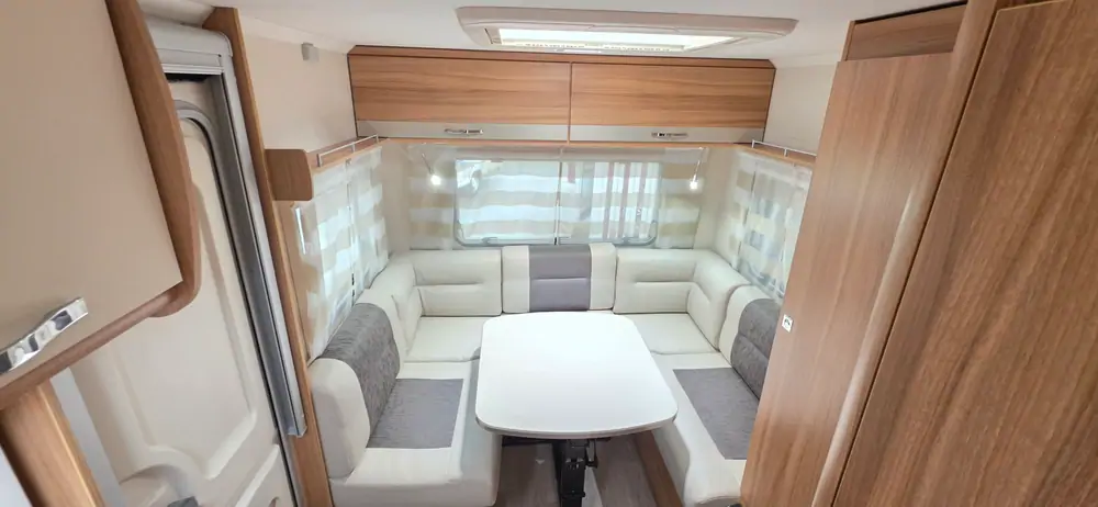Occasion CARAVELAIR ANTARES STYLE 440 3