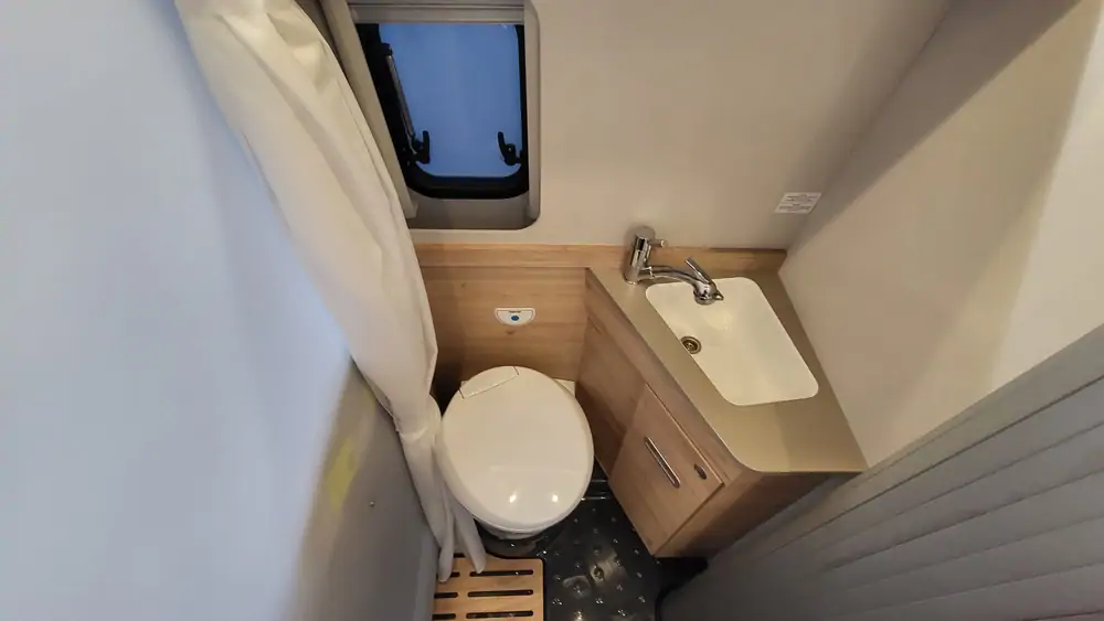 Occasion DETHLEFFS GLOBETRAIL 590C  13