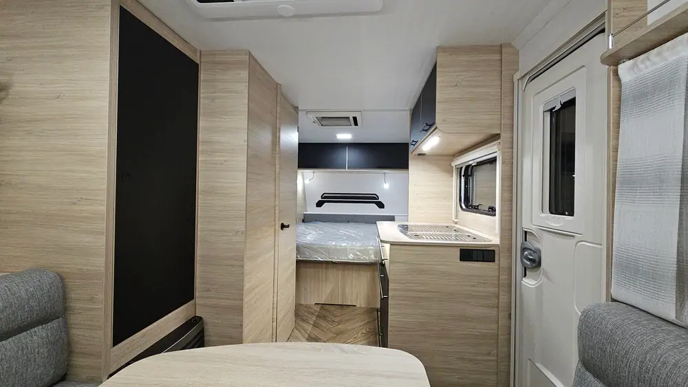 Nouveau CARAVELAIR 480 SPORT LINE 4