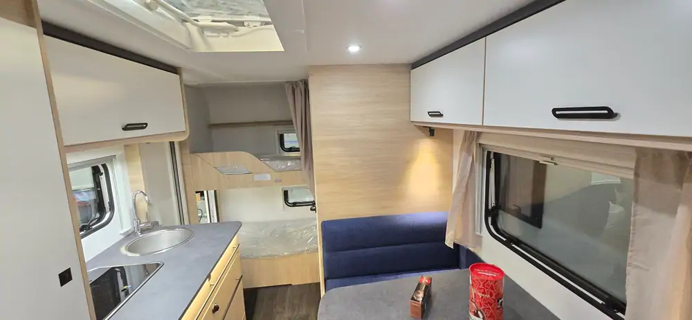 Nouveau CARAVELAIR ALBA 466 4