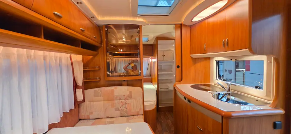 Occasion HOBBY EXCELLENT 410SFE 3