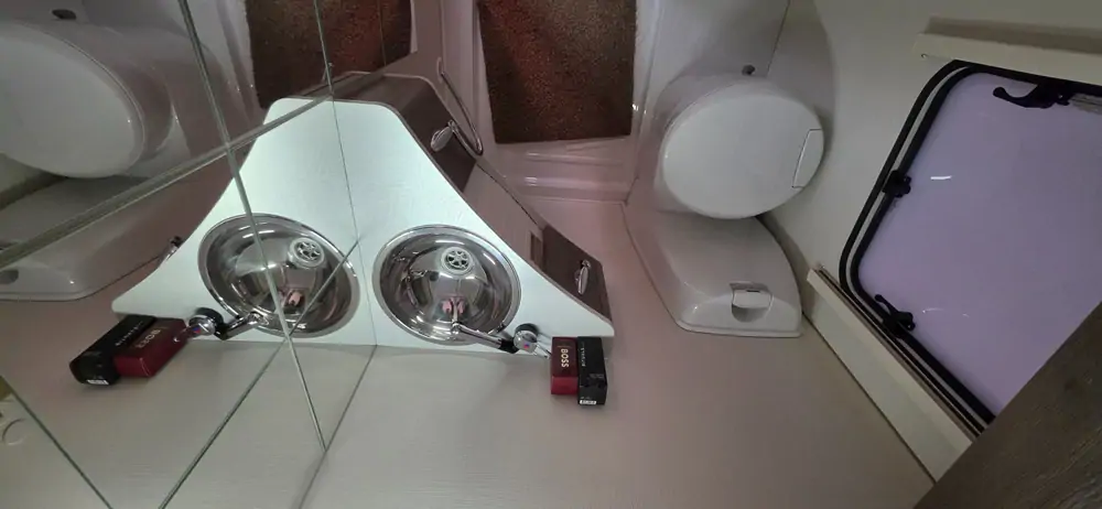 Nieuw SILVER EVASION 390 TDE
 12