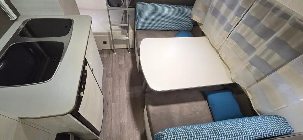 Occasion CARAVELAIR ANTARES STYLE 476 PE 7