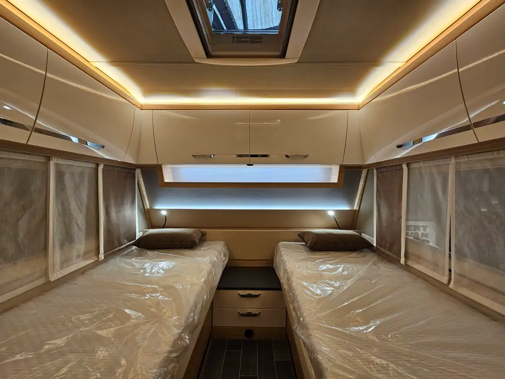 Neuf TABBERT VIVALDI 550 E 2.5 l Caravan-expo