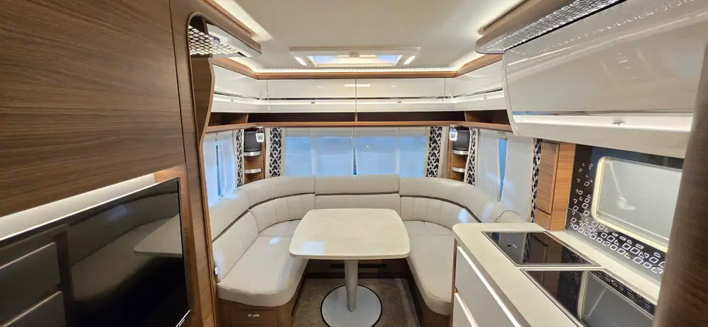 Nouveau TABBERT Puccini 550E 2.3 2027 Finest Edition  4
