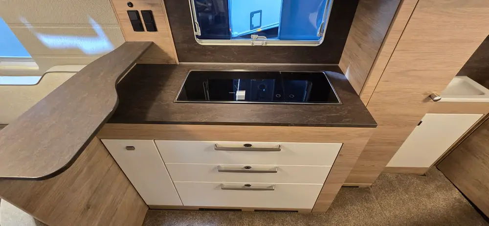 Nouveau TABBERT Pantiga 550TDL 2.5 Finest Edition 10
