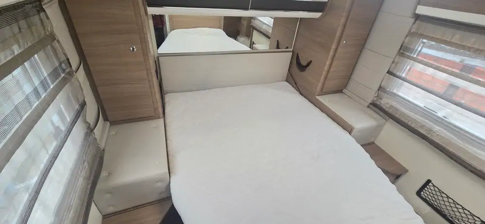 Occasion ELNAGH T-LOFT 591 8