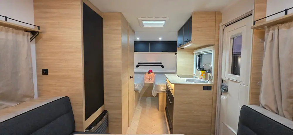 Nieuw CARAVELAIR 492 SPORT LINE 3