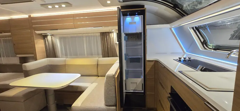 Occasie ADRIA ADORA 613 HT 12