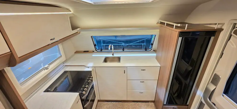 Nouveau TABBERT CAZADORA 655 MEB 2.5 2027 8
