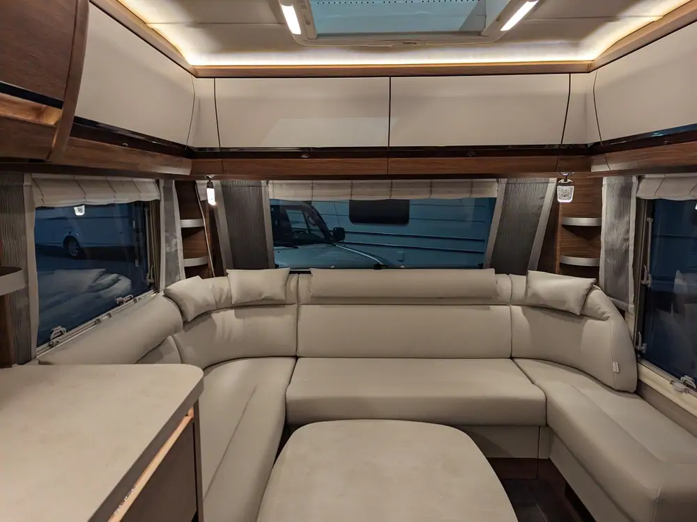 Neuf TABBERT TABBERT PUCCINI 635 SDQ/F 2025 l Caravanexpo