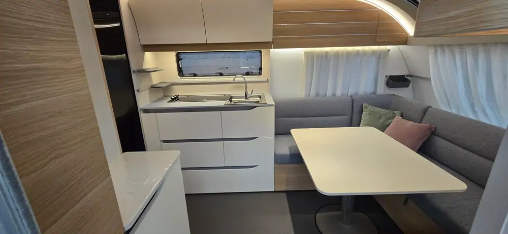 Occasion ADRIA ADORA 613 HT 10