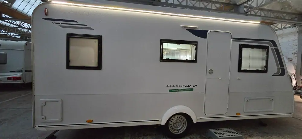 Occasie CARAVELAIR Alba 496 Family 2