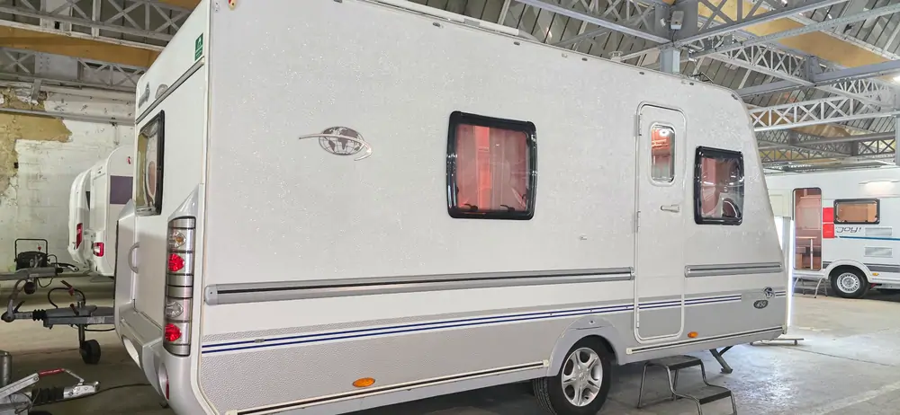 Occasion CARAVELAIR EMERAUDE 450 2
