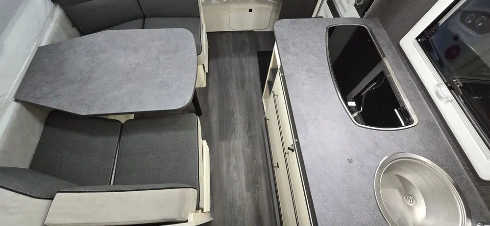 Occasion CARAVELAIR 586 EXCLUSIVE LINE 9