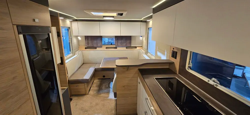 Nouveau TABBERT Pantiga 550TDL 2.5 Finest Edition 12