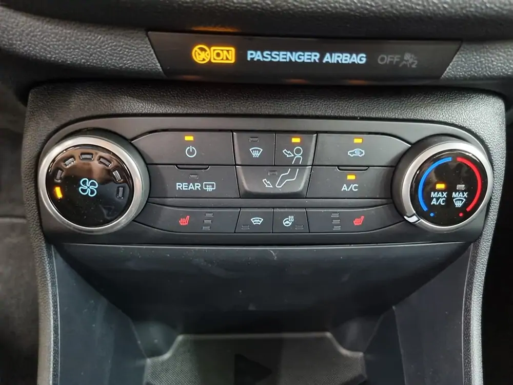 Occasie Ford Fiesta mca Connected 1.1i 75pk / 55kW M5 BYM - Metaalkleur: Moondust Silver 8