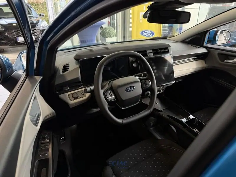 Nieuw Ford Puma mca (bx726) Gen-E 43kWh Standard Range 168pk/123kW A1 PN4KX - "Digital Aqua Blue" Exclusieve metaalkleur (Sound Edition) 3