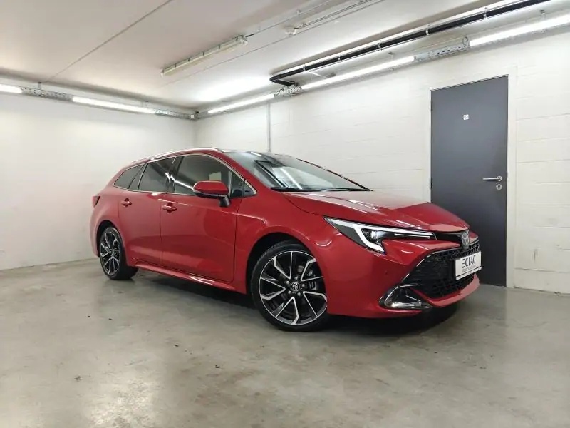 Occasie Toyota Corolla Premium - 10444km - Garantie RED - Rouge 2