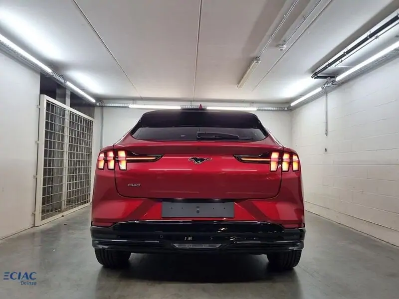 Nieuw Ford Mustang mach-e AWD 76kWh Standard Range 269pk/198kW - A1 7YF - "Rapid Red" Exclusieve metaalkleur 8