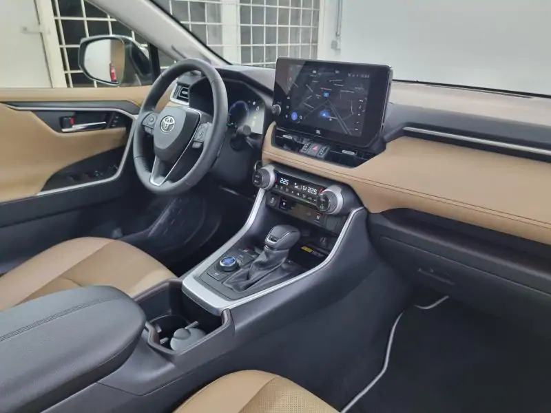 Occasie Toyota Rav4 5 d. 2.5 Hybrid 2WD e-CVT Premium Plus L 6X3 - URBAN KHAKI 13