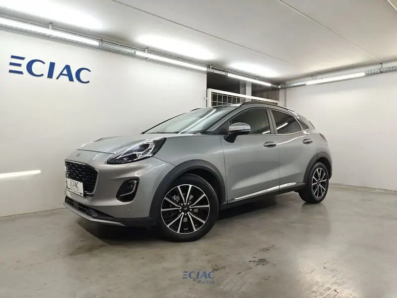 Occasie Ford Puma Titanium 1.0i EcoBoost mHEV 125ps / 92kW 2ZM - Metaalkleur "Solar Silver" 1