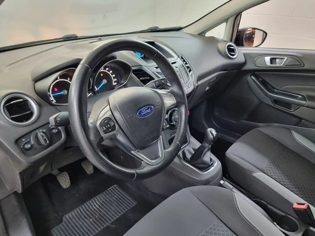 Occasie Ford Fiesta 1.4 DIESEL 5