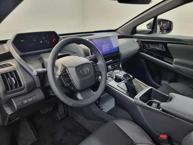 Nieuw Toyota Bz4x SUV LWB EV 2WD AT Executive LHD 1J6 - PRECIOUS SILVER METALLIC 4