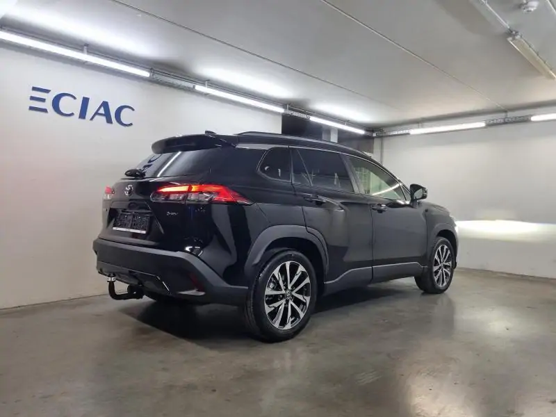 Nieuw Toyota Corolla cross SUV 1.8 Hybrid 2WD CVT Style LHD 218 - ATTITUDE BLACK (218) 10