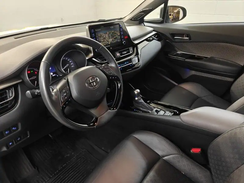 Occasie Toyota C-HR C-HIC BI-TONE - Premium Pack+ Navi - Garantie GREY - Gris 4