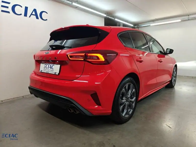 Occasie Ford Focus mca ST-Line X 1.0i EcoBoost 155pk / 114kW mHEV A7 - 5d PN4A7 - "Race Red" Niet-metaalkleur 9