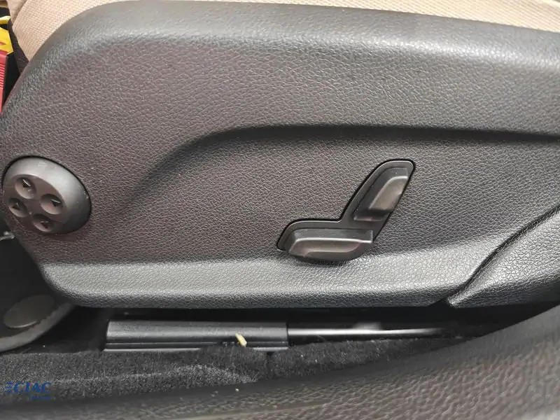 Occasie Mercedes C180 1.6 Benzine 4