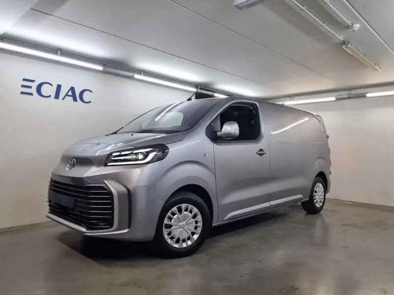 Nieuw Toyota Proace MEDIUM 2.0L Diesel 144hp MT Dynamic 1d L KCA - DARK SILVER METALLIC 1