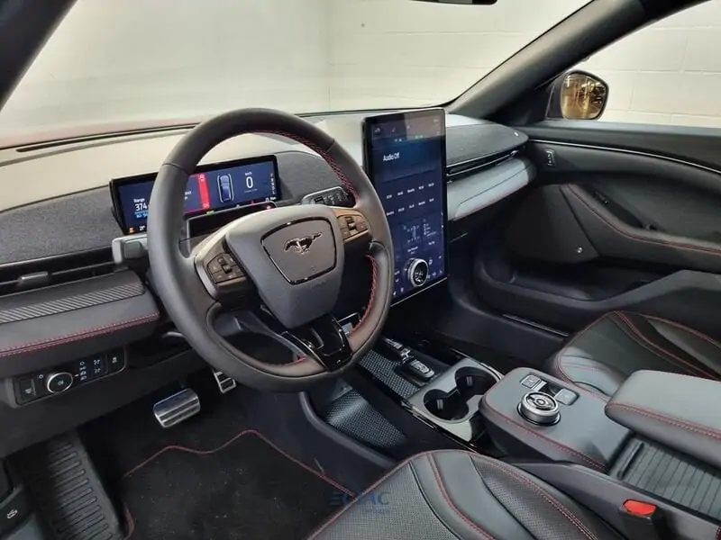 Nieuw Ford Mustang mach-e AWD 76kWh Standard Range 269pk/198kW - A1 7YF - "Rapid Red" Exclusieve metaalkleur 5