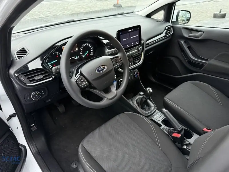 Occasie Ford Fiesta mca Connected 1.1i 75pk / 55kW M5 PN3GZ - "Frozen White" Speciale niet-metaalkleur 9