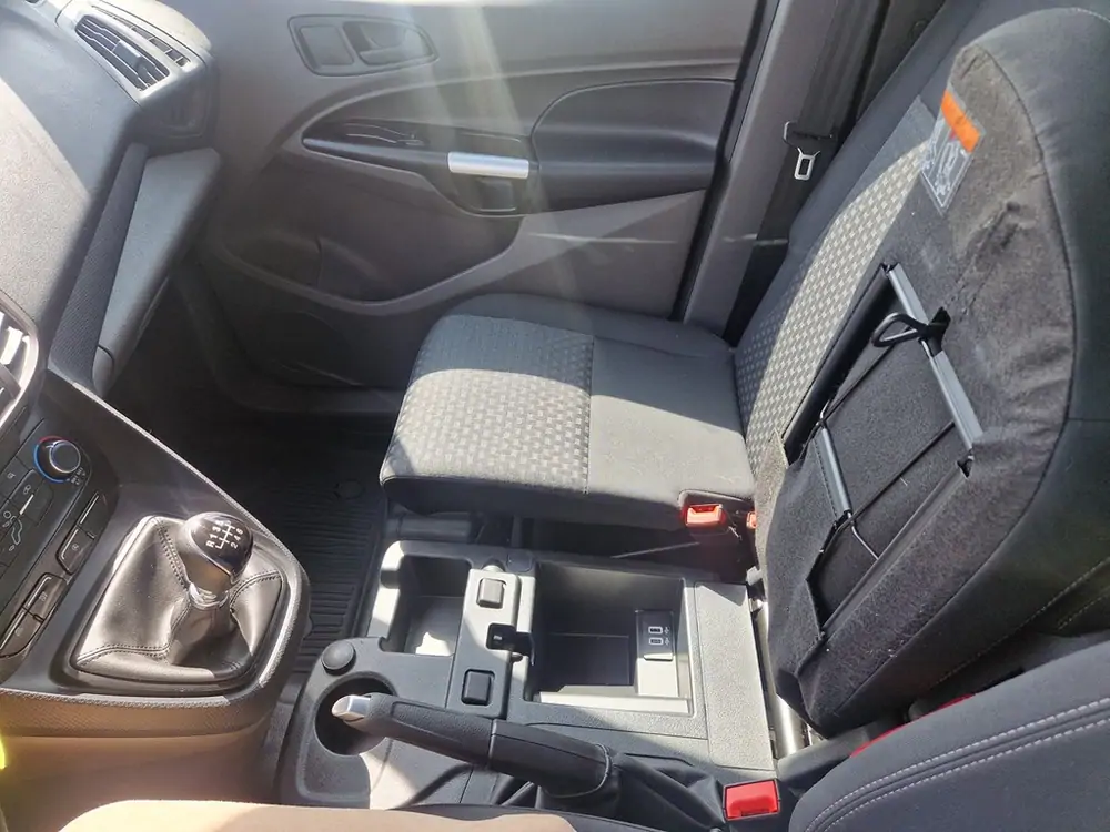 Demo Ford Transit connect v408 L1 Korte Wielbasis - T200 - Trend - 1.0 EcoBoost 100pk / 74kW (170Nm) M6 1.0 Ecoboost 100ps AXQ - Metaalkleur: Magnetic 14
