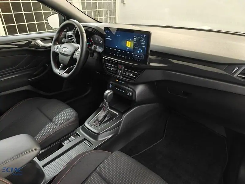 Occasie Ford Focus mca (c519) ST-Line 1.0i Ecoboost 155pk A7 Clipper 11