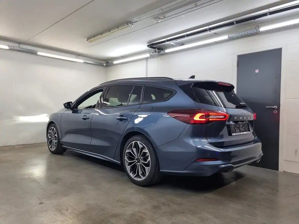 Demo Ford Focus mca ST-Line X 1.0i EcoBoost 155pk / 114kW mHEV A7 - Clipper PN4FT - "Chrome Blue" Metaalkleur 7