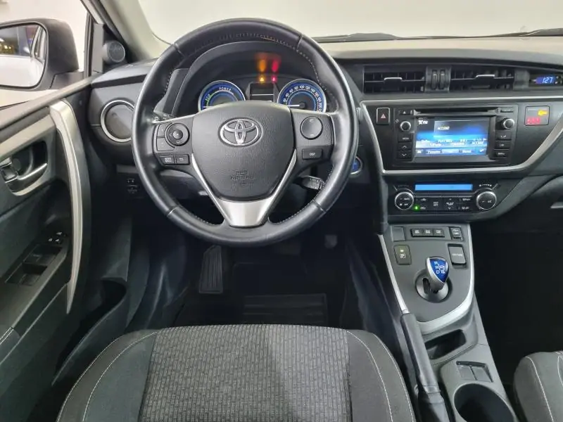 Occasie Toyota Auris 1800 BENZINE+ELEKTR 3