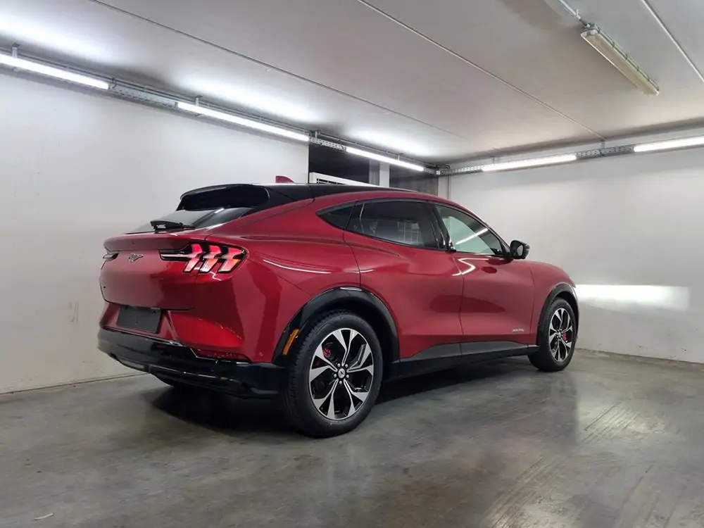 Demo Ford Mustang mach-e AWD 76kWh Standard Range 269pk/198kW - A1 7YF - "Rapid Red" Exclusieve metaalkleur 10