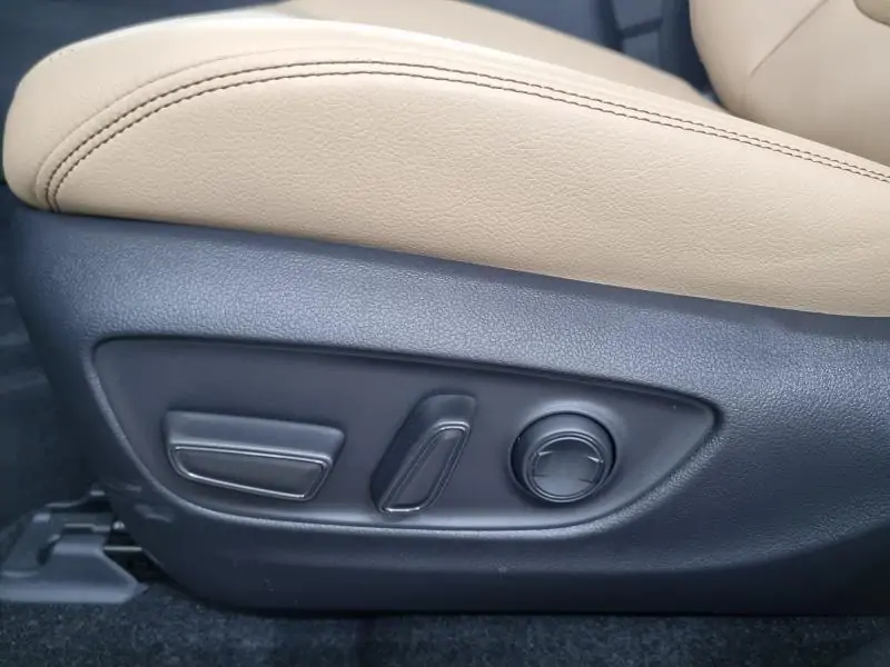 Occasie Toyota RAV-4 Premium Plus - AWD -JBL- Pano GREEN - Vert 7
