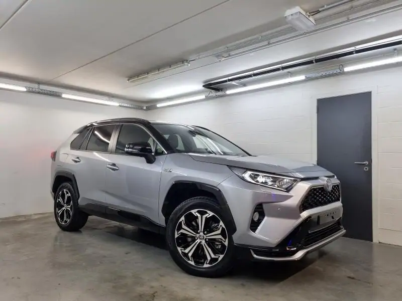 Occasie Toyota Rav4 plug-in SUV LWB Plug-in CVT Style Plus LHD 2QY - Zircon Silver / Black roof 2