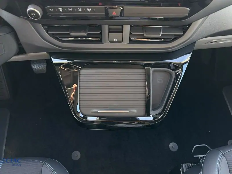 Occasie Ford Transit custom v710 MULTI-USE 320S SPORT 2.5T 227 T62P CT FWD SWB 2.5i 232pk / 171kW PHEV PN4EG - Premium niet-Metaalkleur: Grey Matter 17