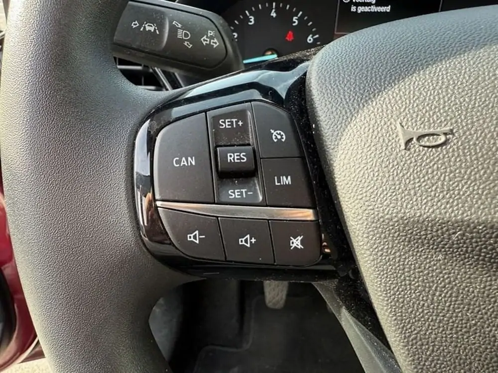 Occasie Ford Fiesta Connected 1.0i EcoBoost mHEV 125pk - 92 kW M6 PN4KB - PN4KB 17