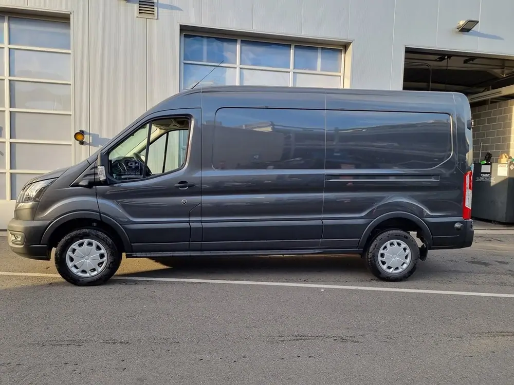 Occasie Ford Transit 2t mca 350L Gesloten bestelwagen L3 Trend Electric 67kW/198kW AXM - Metaalkleur: Moondust Silver 7