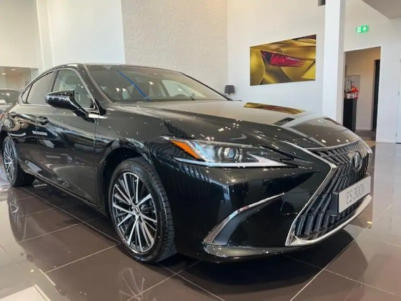 Occasie Lexus Es Sedan 2.5 TNGA HV CVT Base LHD 223 - Graphite Black 2