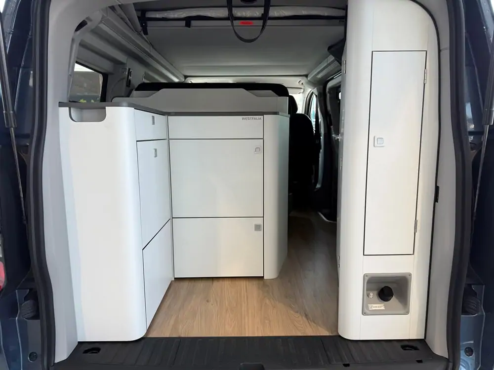 Nieuw Ford Transit custom v710 CAMPER 320S TITANIUM 2.0TD170 S6.2 A8 FWD LWB 2.0 TDCi 170pk / 125kW TODO - BLUE METALLIC 46