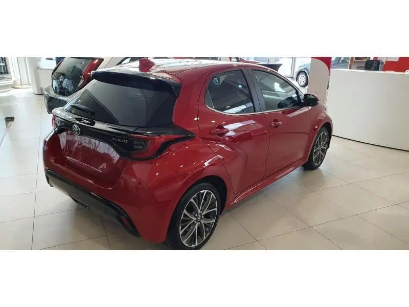 Nieuw Toyota Yaris 5 d. 1.5 Hybrid e-CVT Elegant LHD 3U5 - EMOTIONAL RED METALLIC P 4