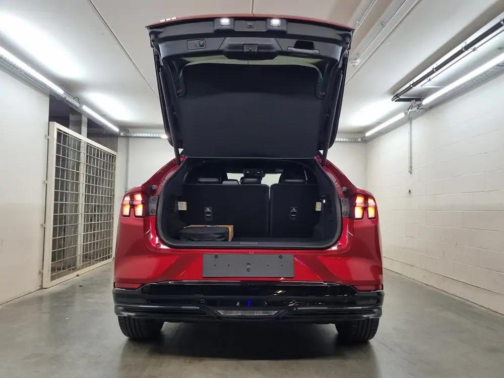 Demo Ford Mustang mach-e AWD 76kWh Standard Range 269pk/198kW - A1 7YF - "Rapid Red" Exclusieve metaalkleur 9