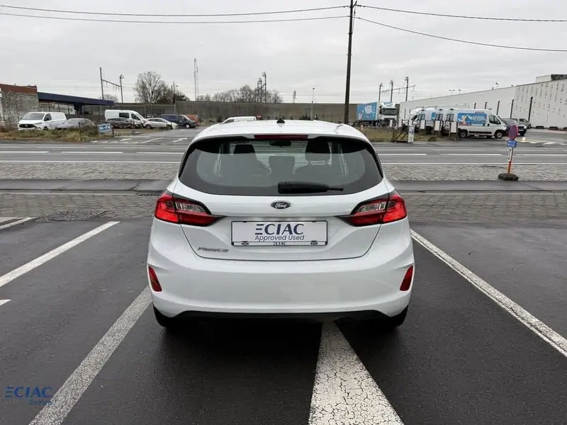 Occasie Ford Fiesta mca Connected 1.1i 75pk / 55kW M5 PN3GZ - "Frozen White" Speciale niet-metaalkleur 6